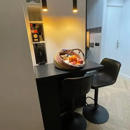 Luxe Cosy Au Parc Monceau Apartmán *